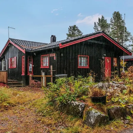 Feriehus Smukt Hus Med 2 Soveværelser I øydegard *